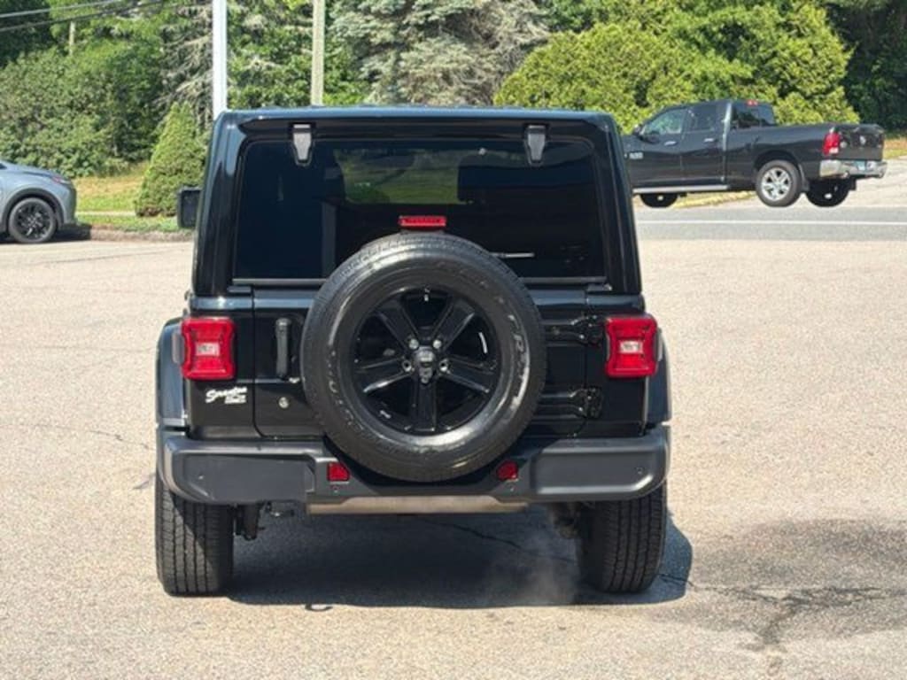 Used 2020 Jeep Wrangler Unlimited Sahara SUV