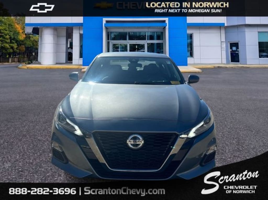Used 2022 Nissan Altima 2.5 SV Sedan