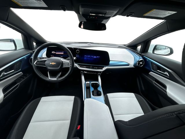2025 Chevrolet Equinox EV LT - Photo 13