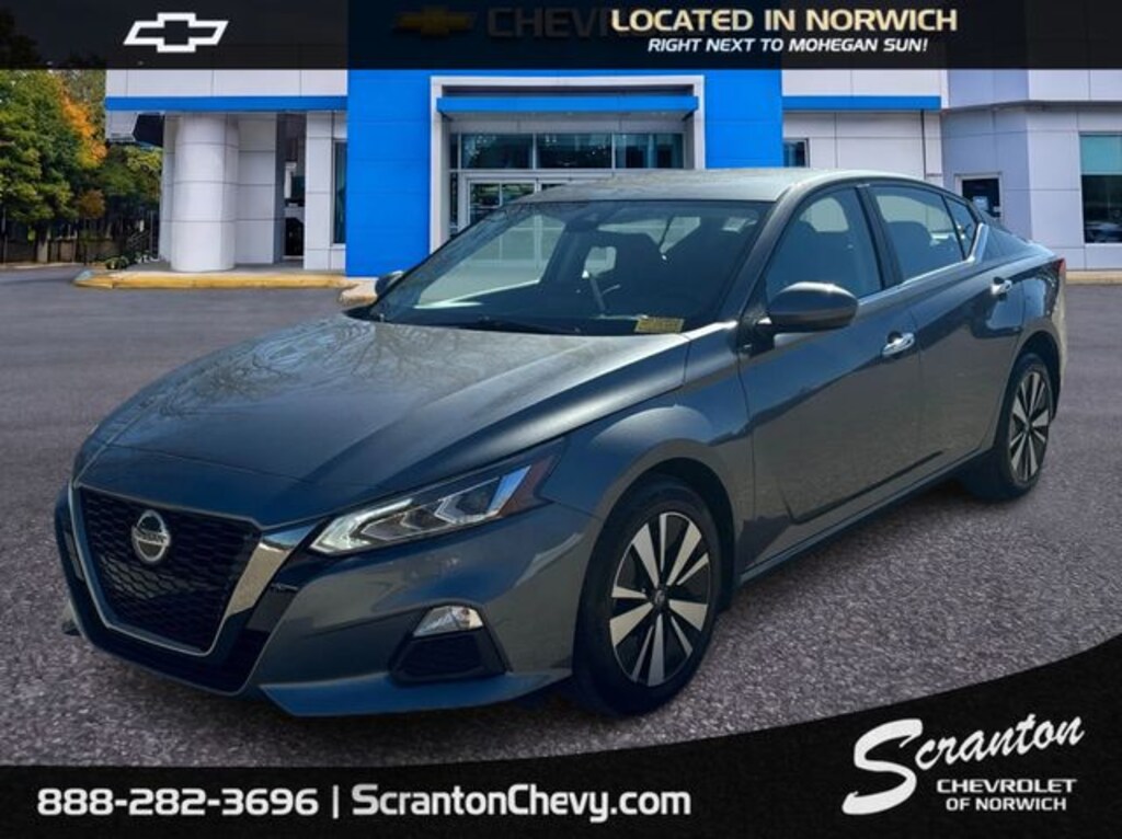 Used 2022 Nissan Altima 2.5 SV Sedan