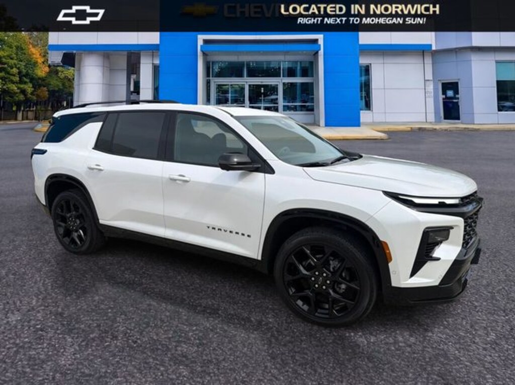 Used 2025 Chevrolet Traverse RS SUV