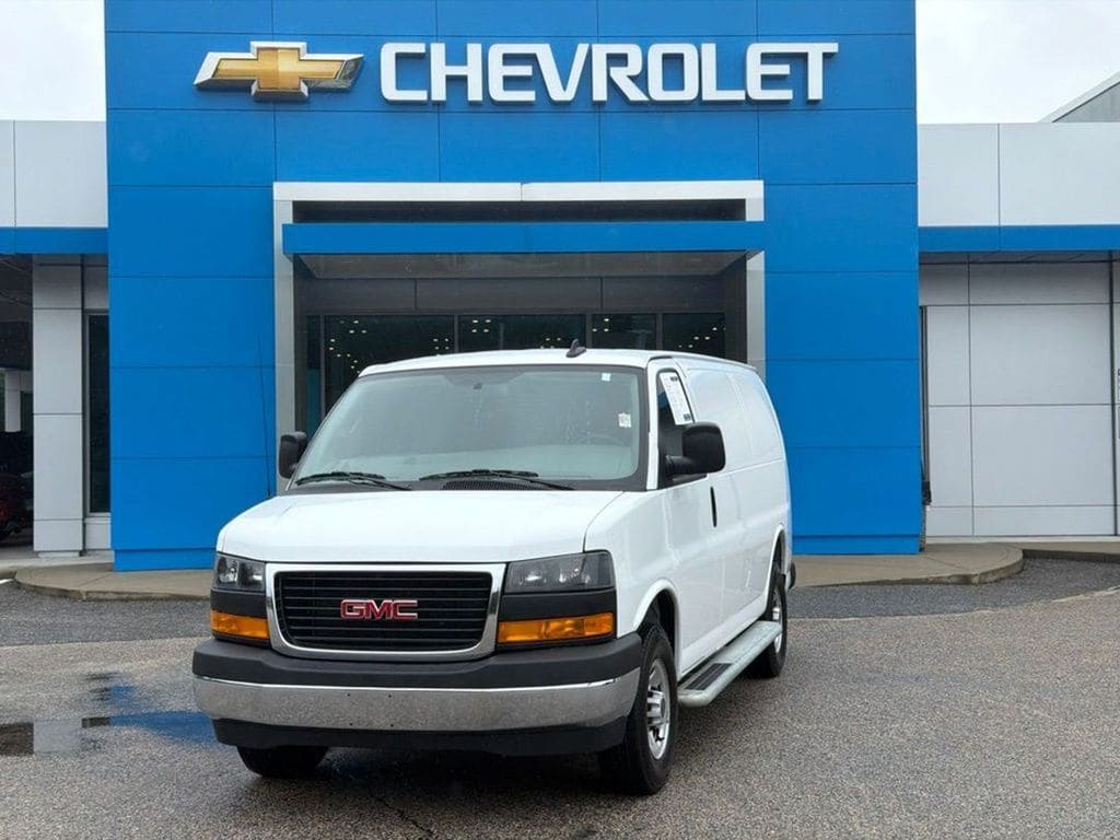 2025 GMC Savana 2500 Van Cargo Van 