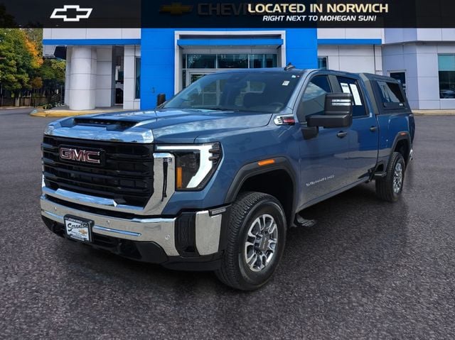 2025 GMC Sierra 4WD Crew Cab Standard Box Pro's photo