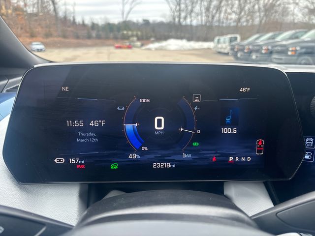 2025 Chevrolet Equinox EV LT - Photo 17