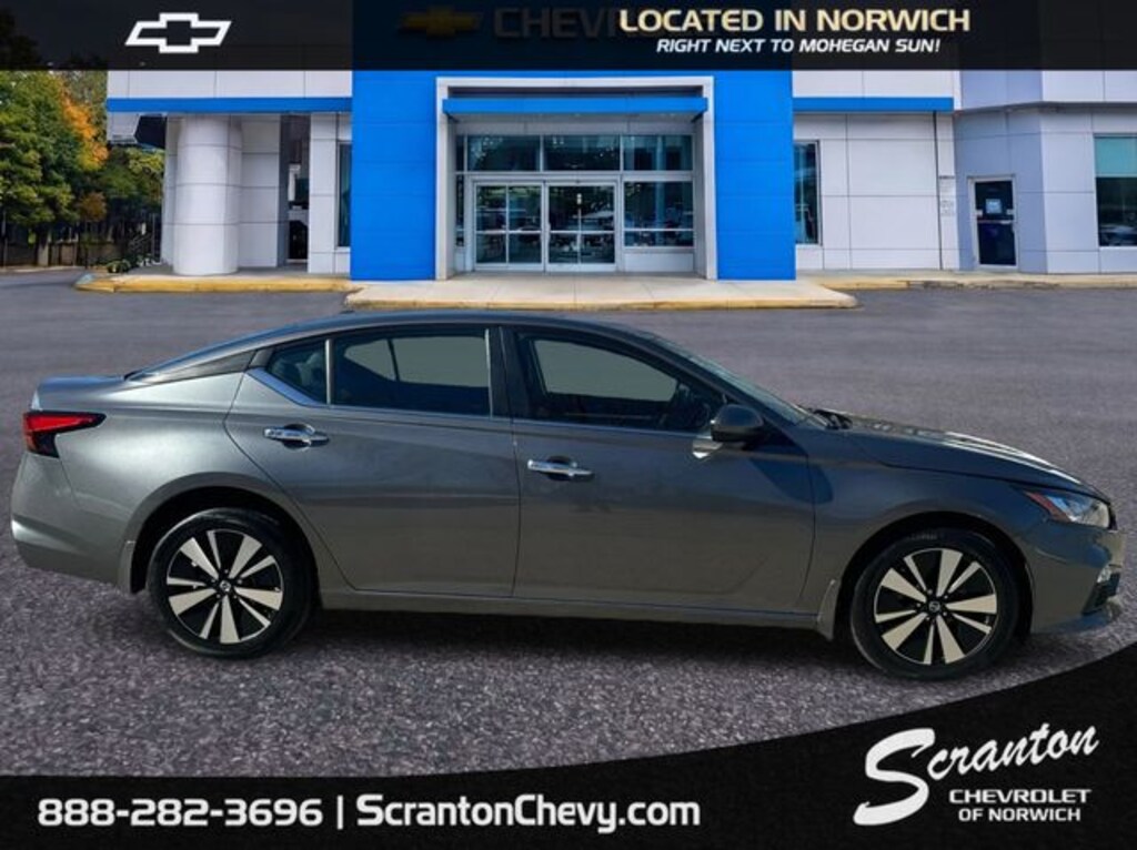 Used 2022 Nissan Altima 2.5 SV Sedan