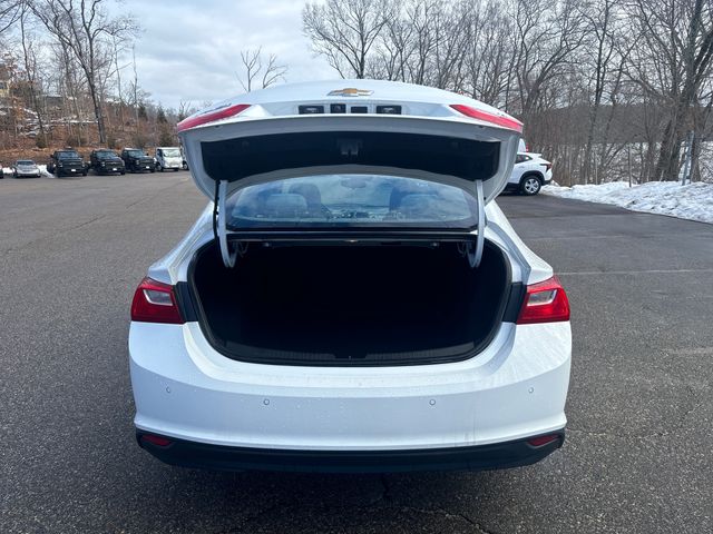 2024 Chevrolet Malibu 1LT - Photo 13