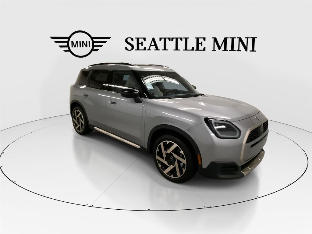 New 2025 MINI Countryman Iconic SUV