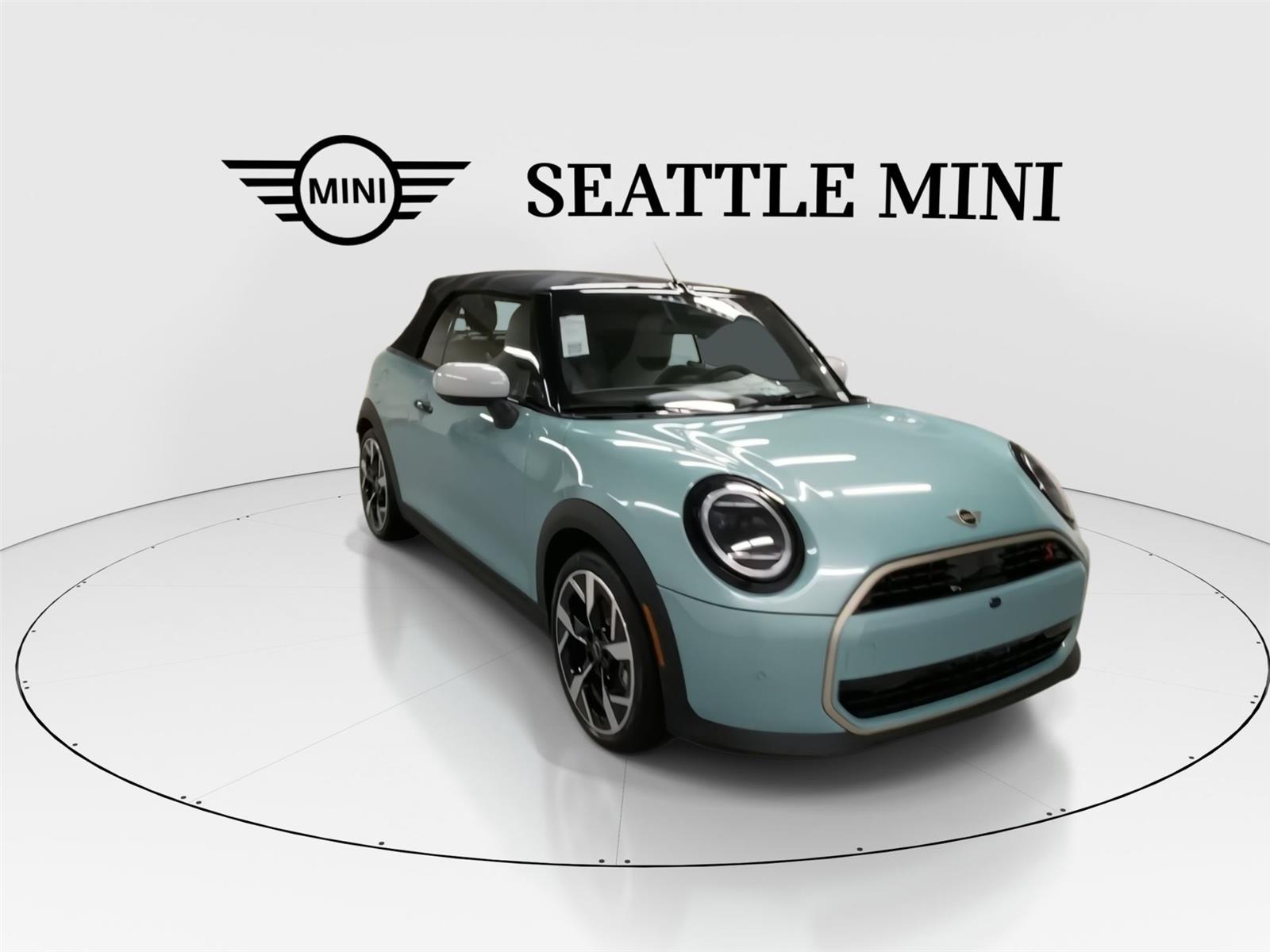 2026 Mini Cooper Convertible Iconic photo 2