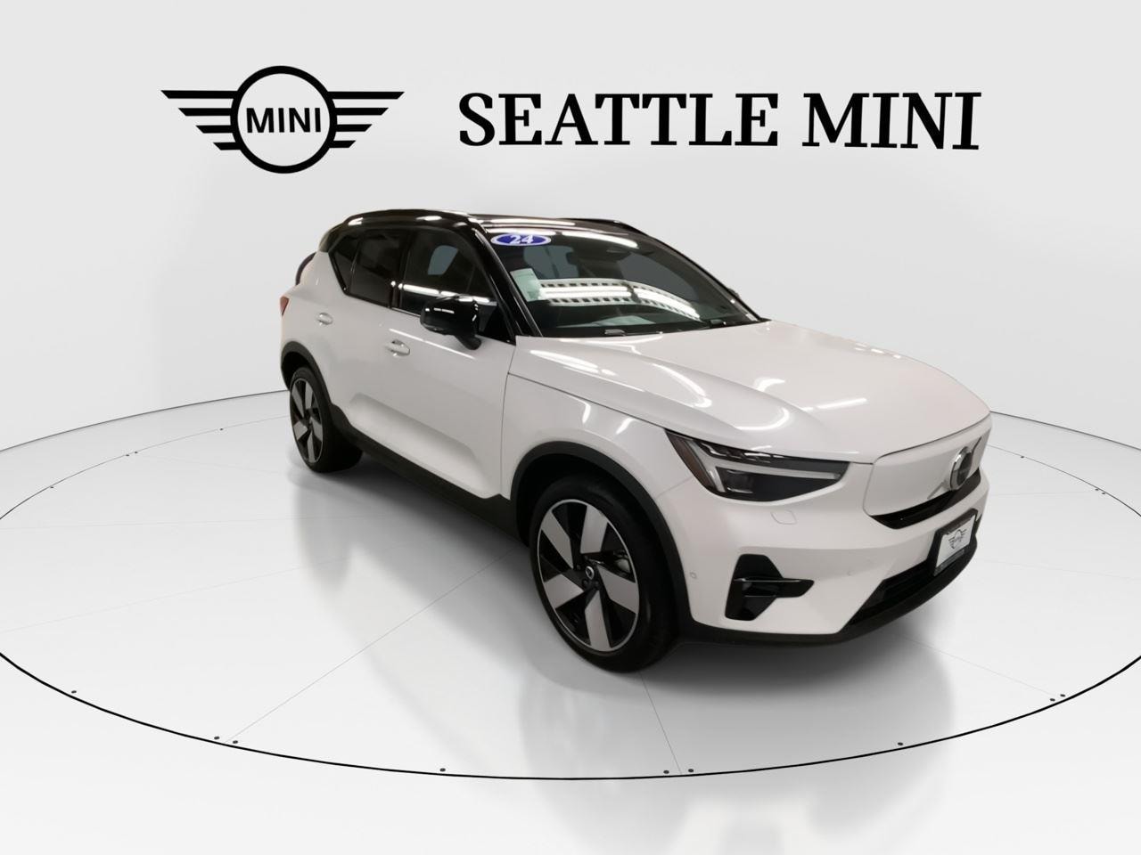 Used 2024 Volvo XC40 Ultimate with VIN YV4EH3HM1R2272062 for sale in Seattle, WA