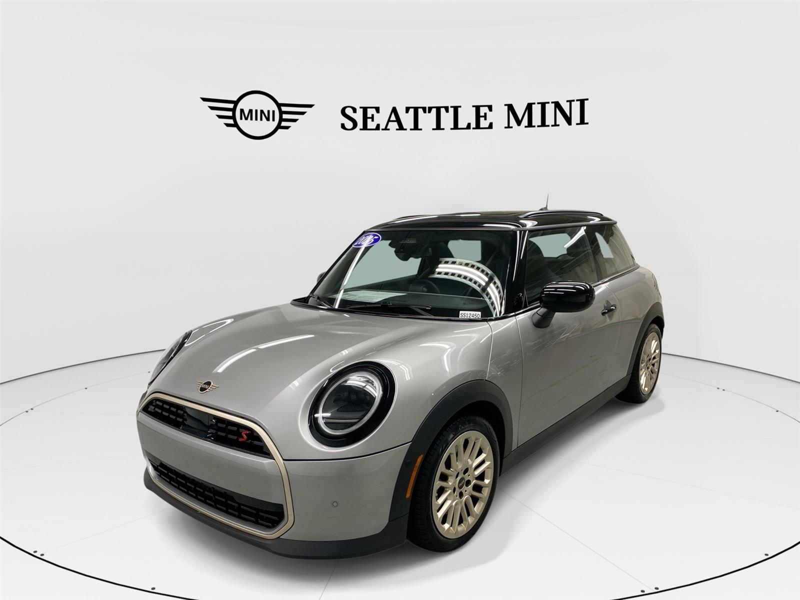 2025 MINI Hardtop 2 Door S's photo