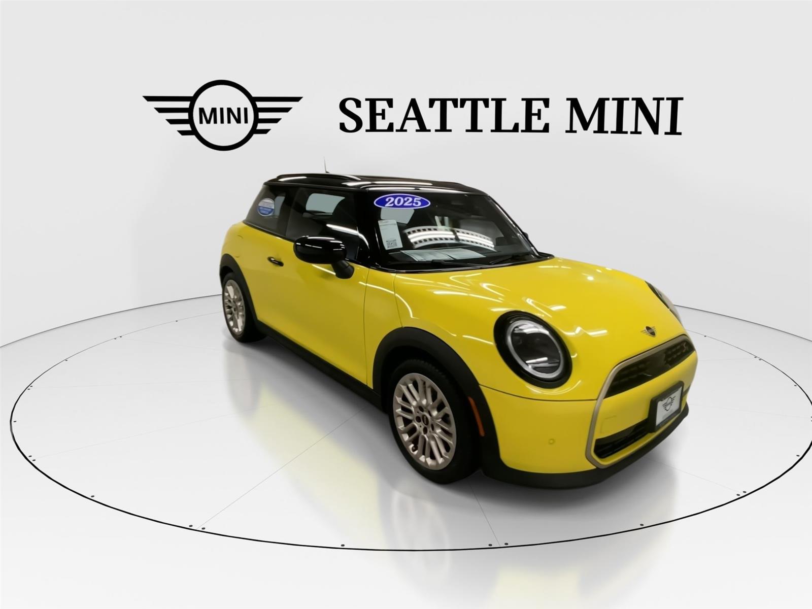 2025 Mini Cooper 2 Door Hardtop S photo 2