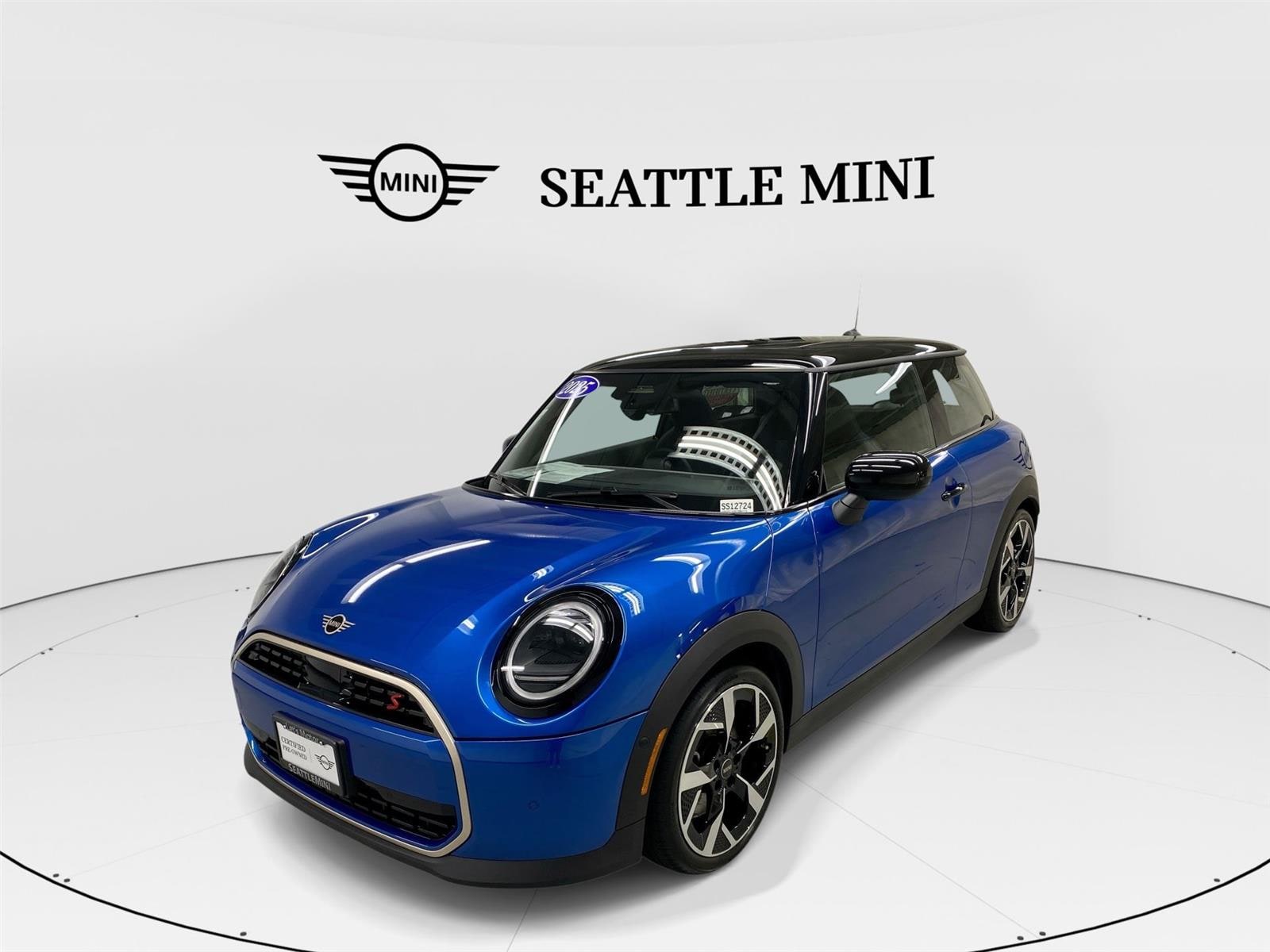 2025 MINI Hardtop 2 Door S's photo