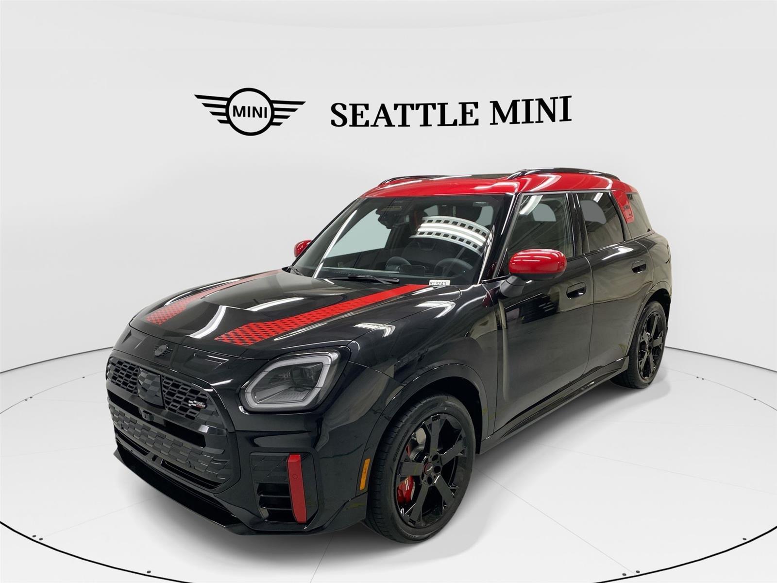 2026 MINI Countryman John Cooper Works's photo