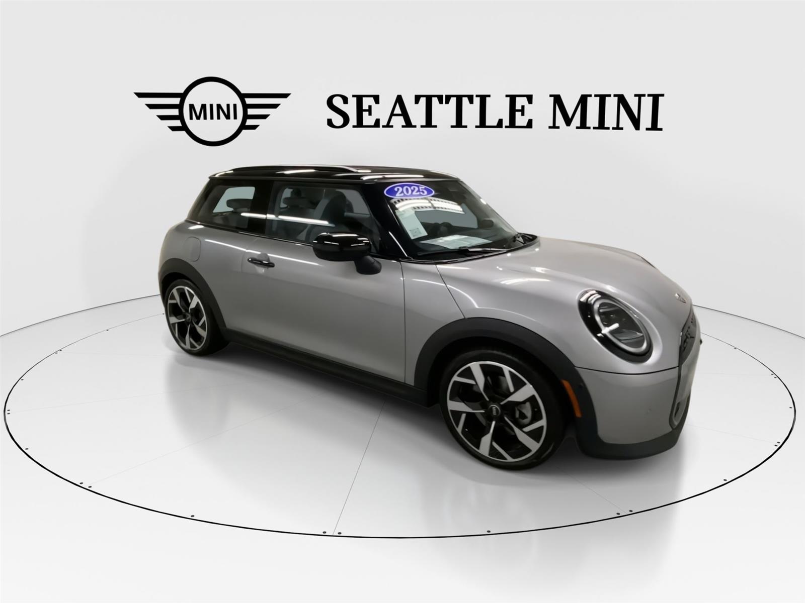 2025 Mini Cooper 2 Door Hardtop S photo 2