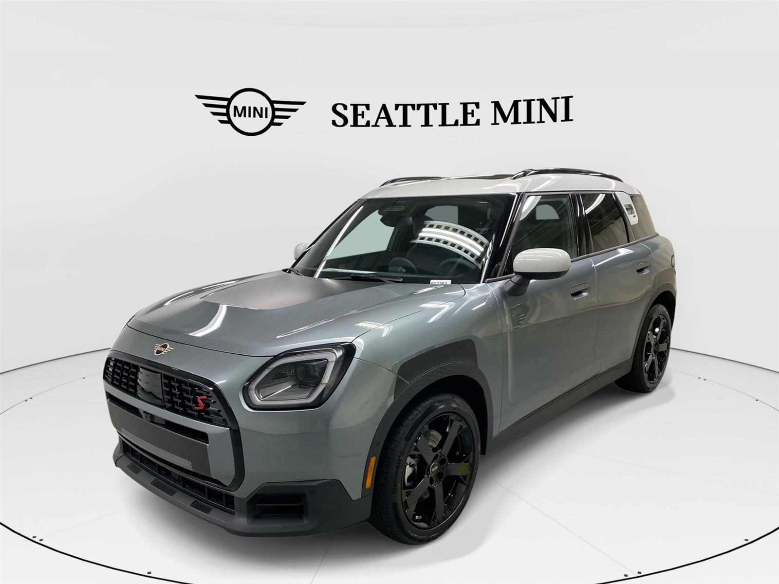 2026 MINI Countryman S's photo