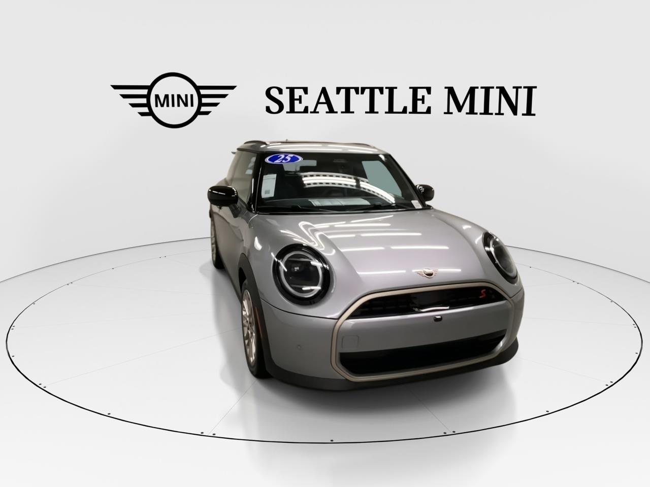 2025 Mini Cooper 2 Door Hardtop S photo 2
