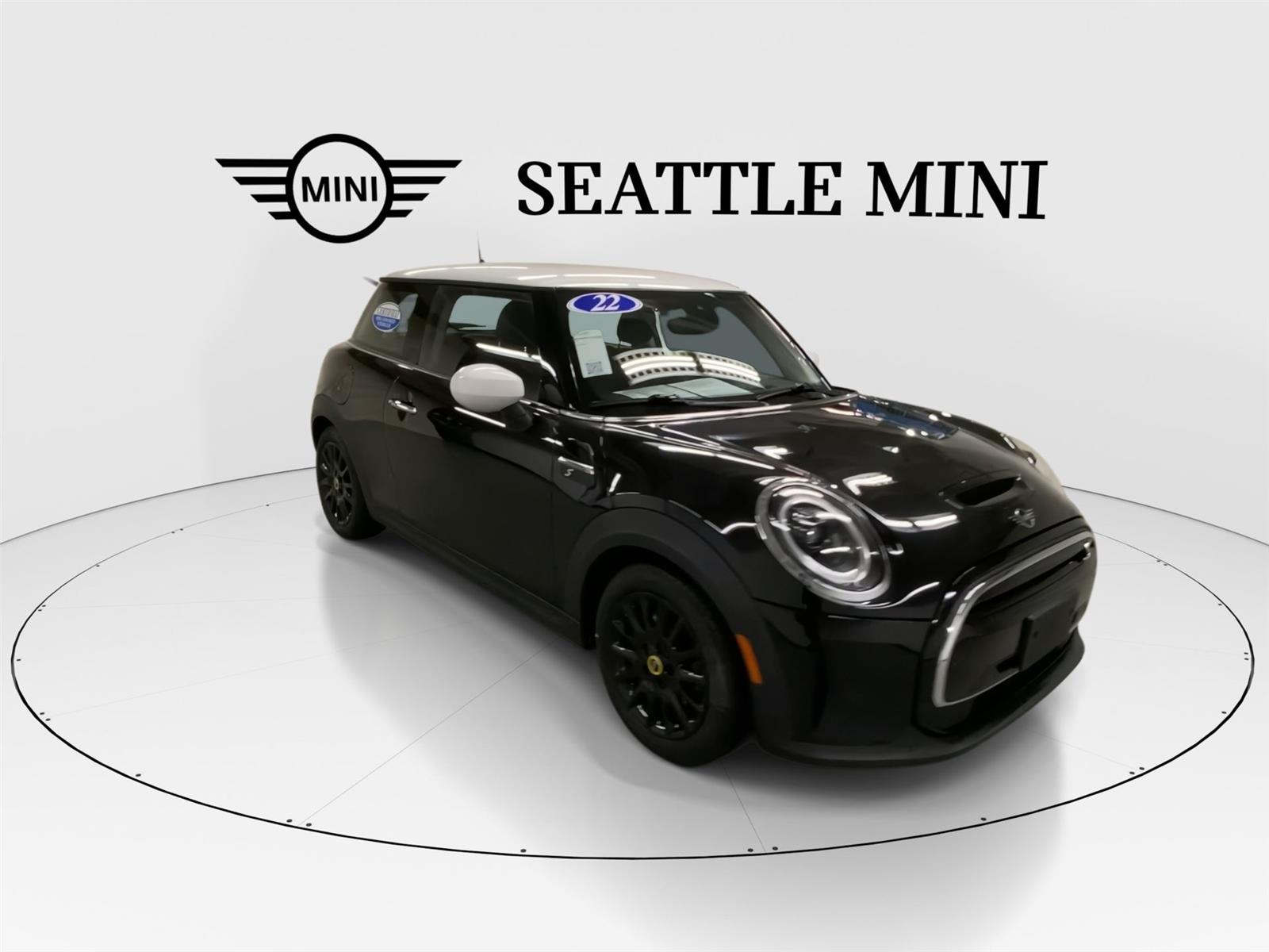 2022 Mini Cooper 2 Door Hardtop photo 2