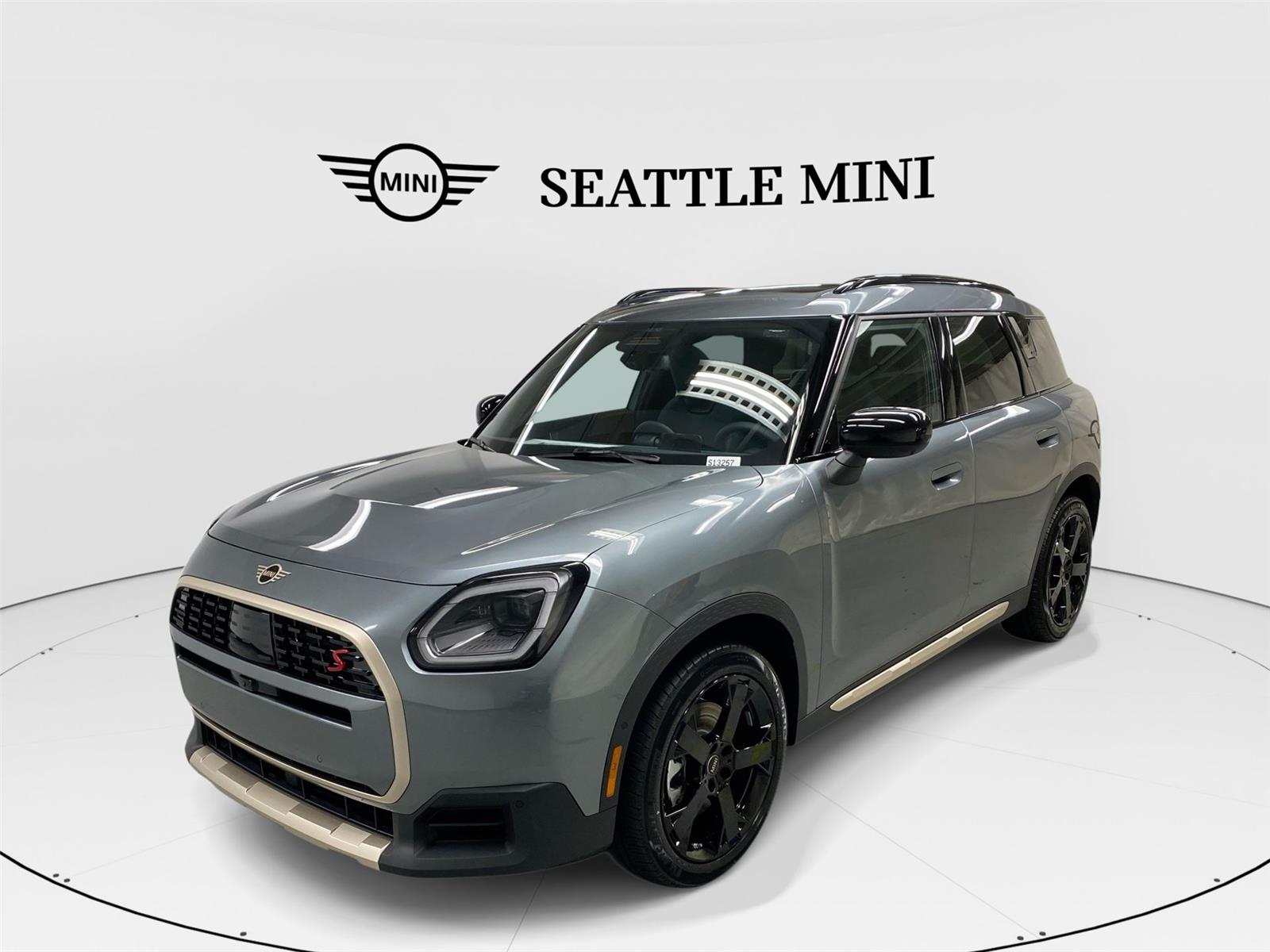 2026 MINI Countryman S's photo