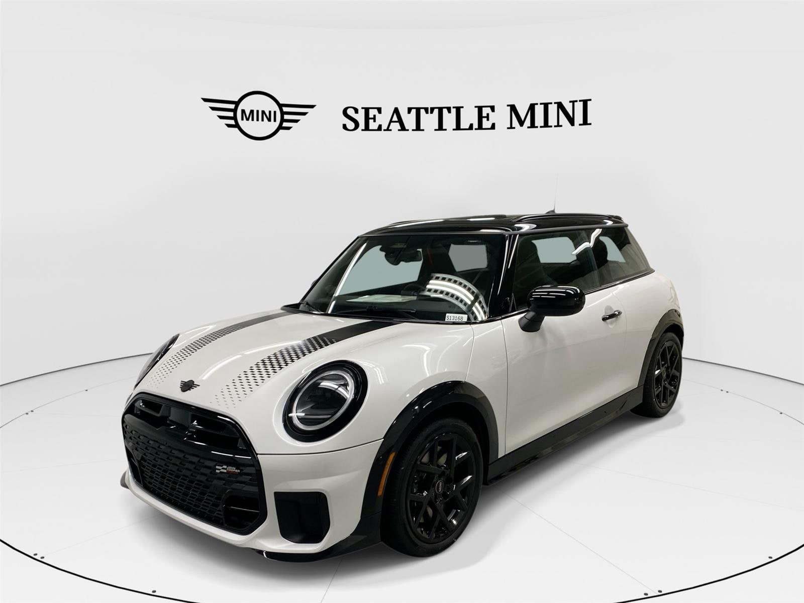 2026 MINI Hardtop 2 Door S's photo