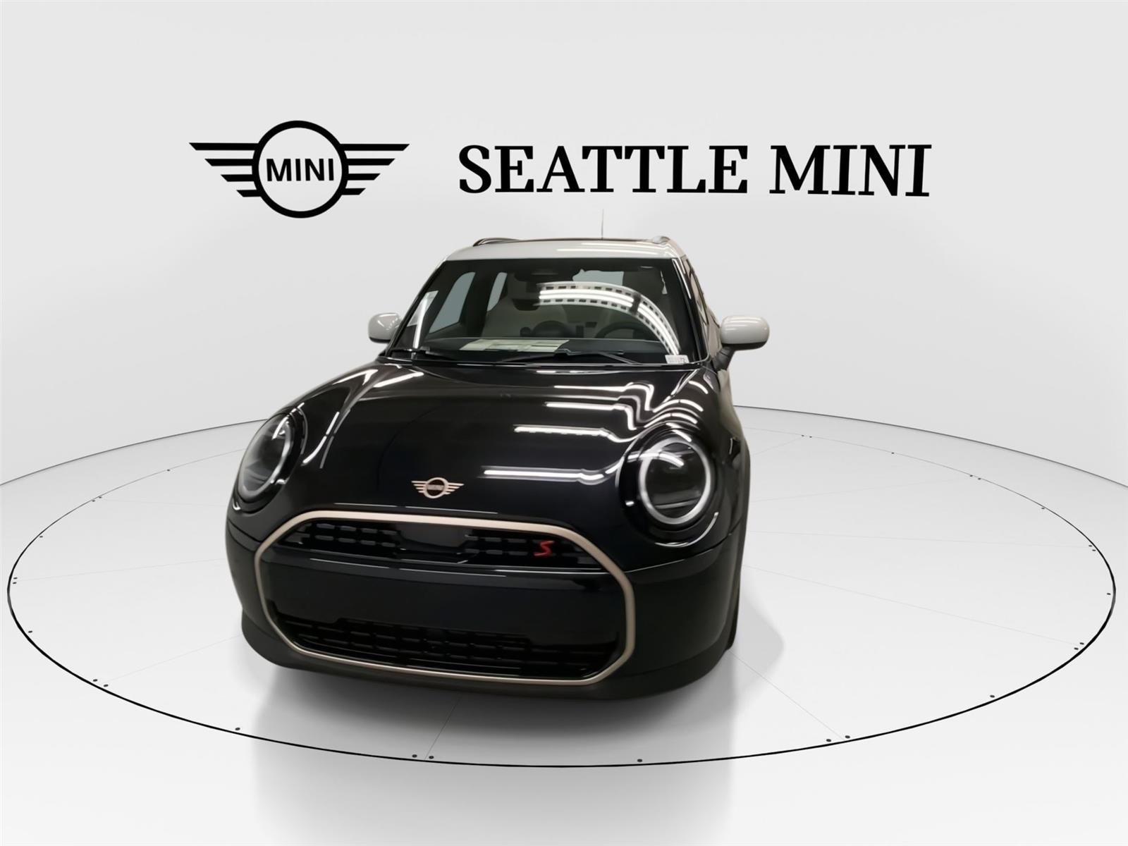 2026 Mini Cooper 4 Door Hardtop Signature photo 4