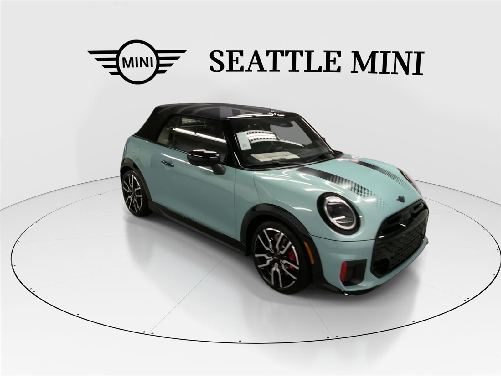 2026 Mini Cooper Convertible Iconic photo 2