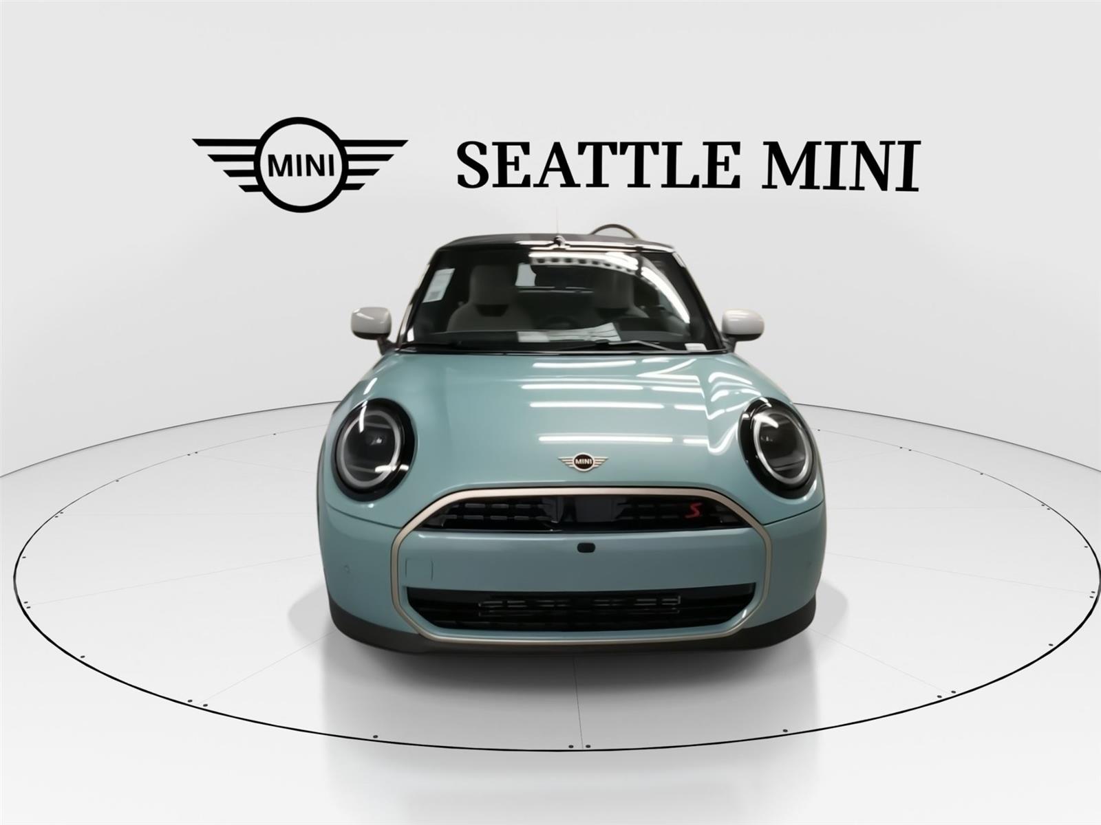 2026 Mini Cooper Convertible Iconic photo 3