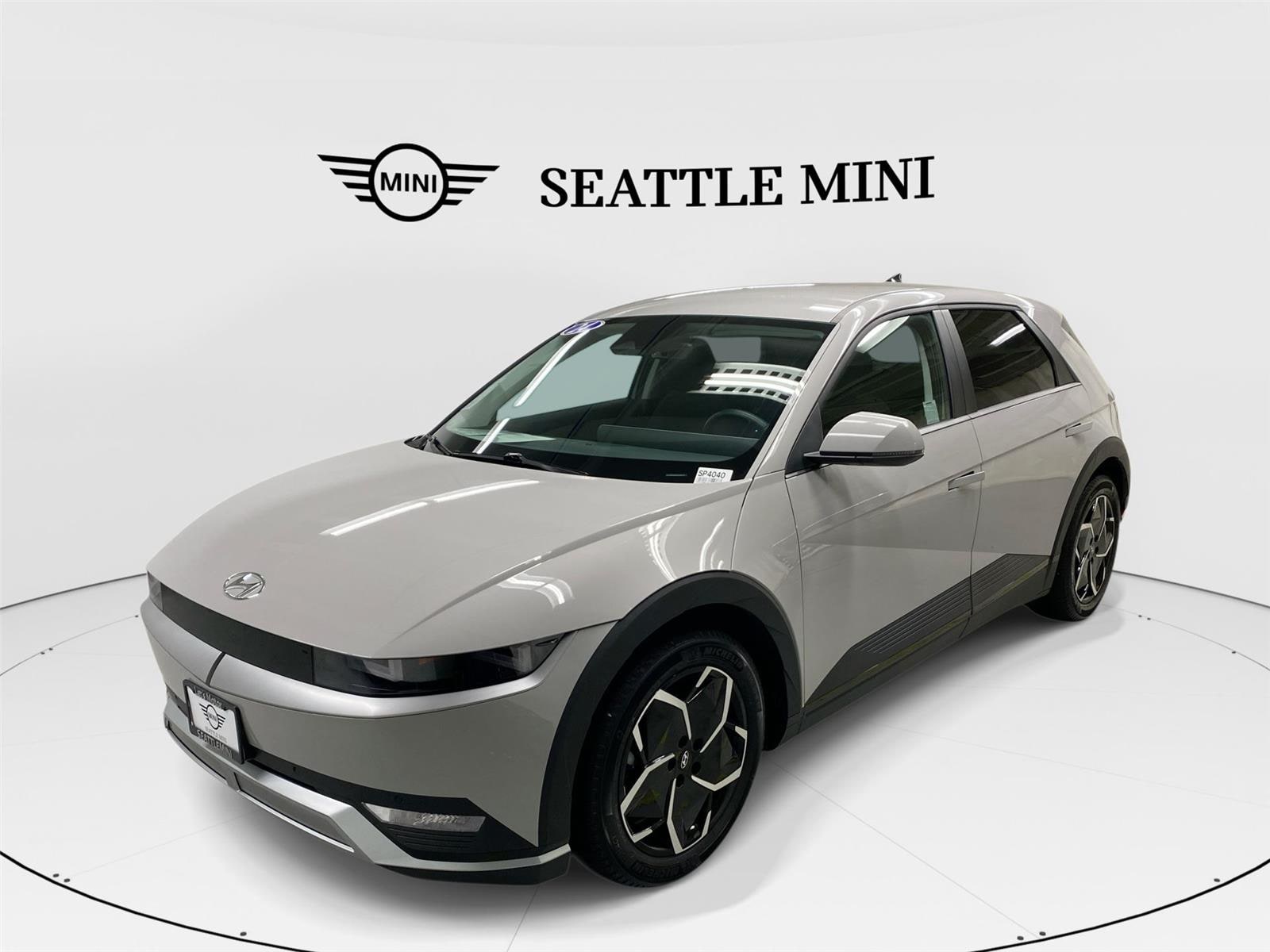 2024 Hyundai IONIQ 5 SEL's photo