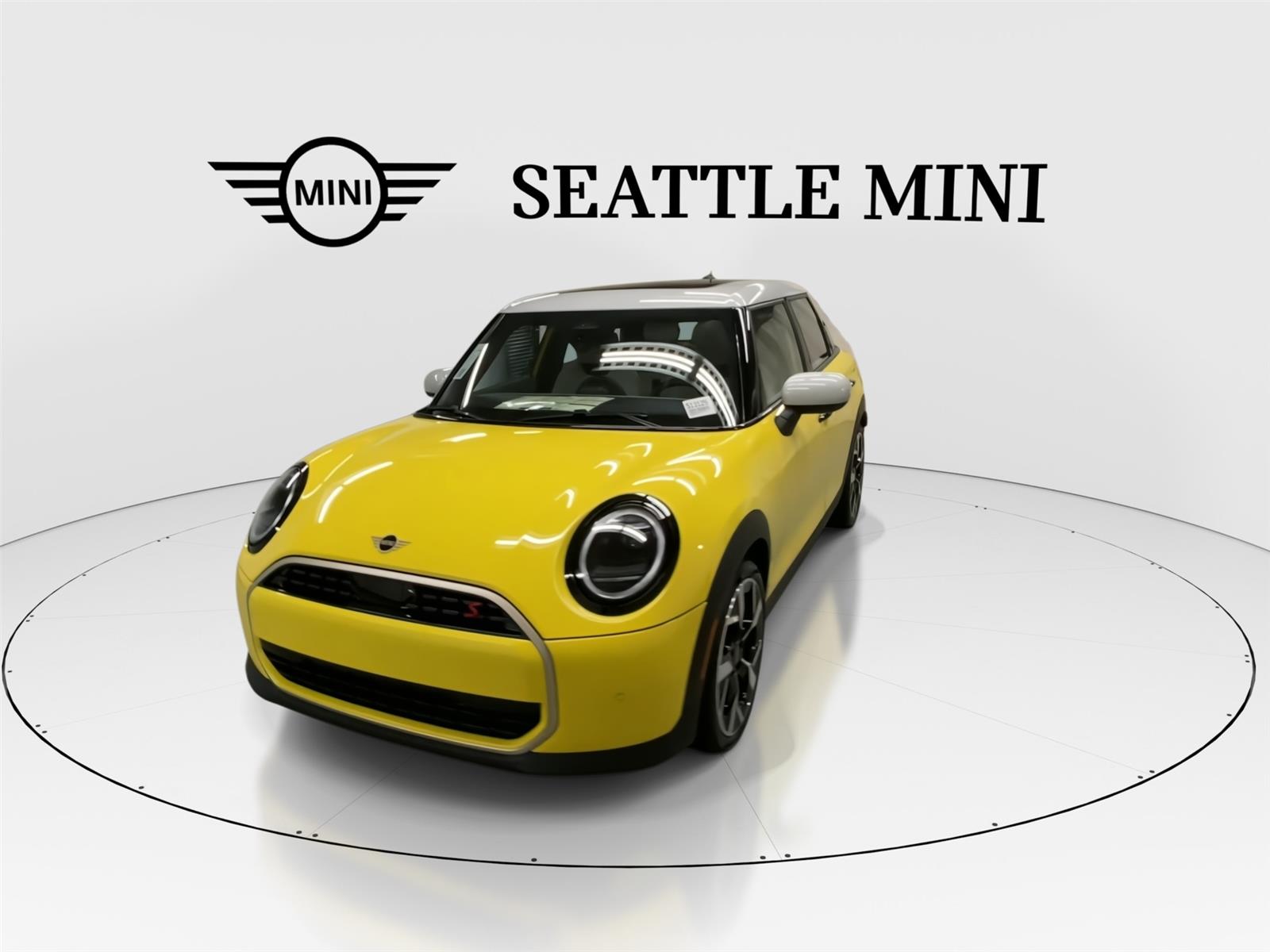 2025 Mini Cooper 4 Door Hardtop Signature photo 4