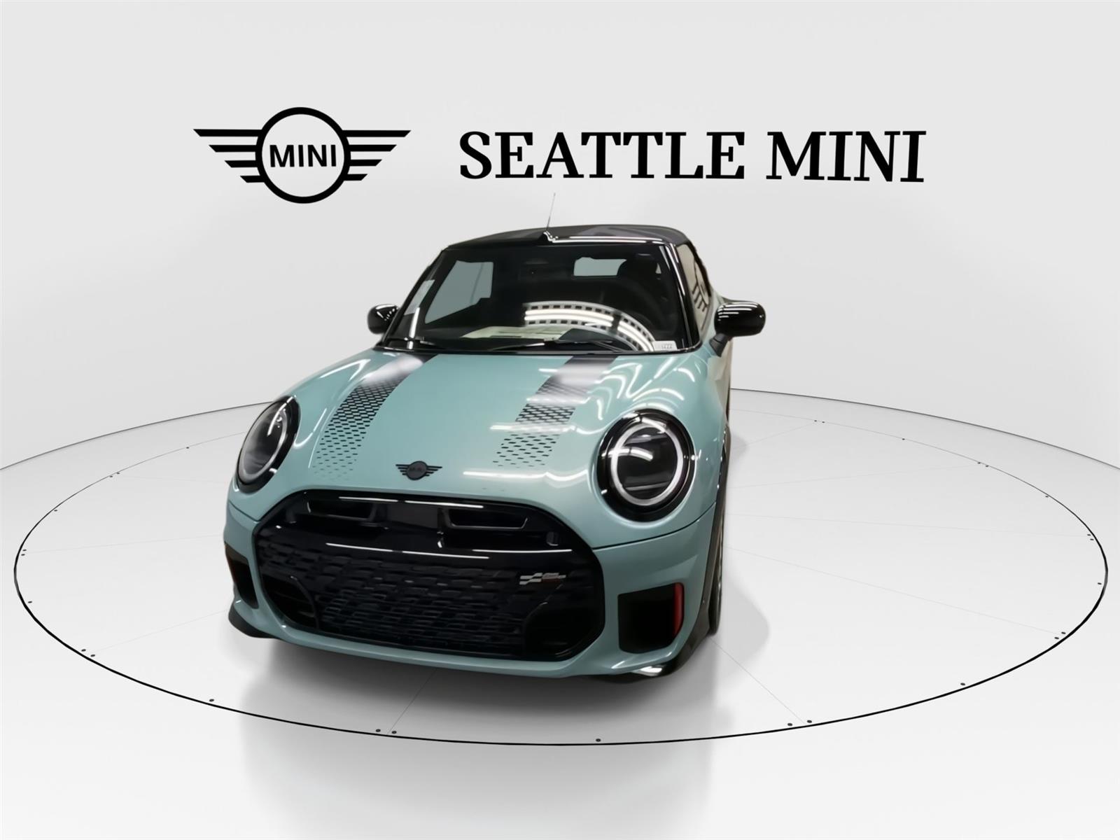 2026 Mini Cooper Convertible Iconic photo 4