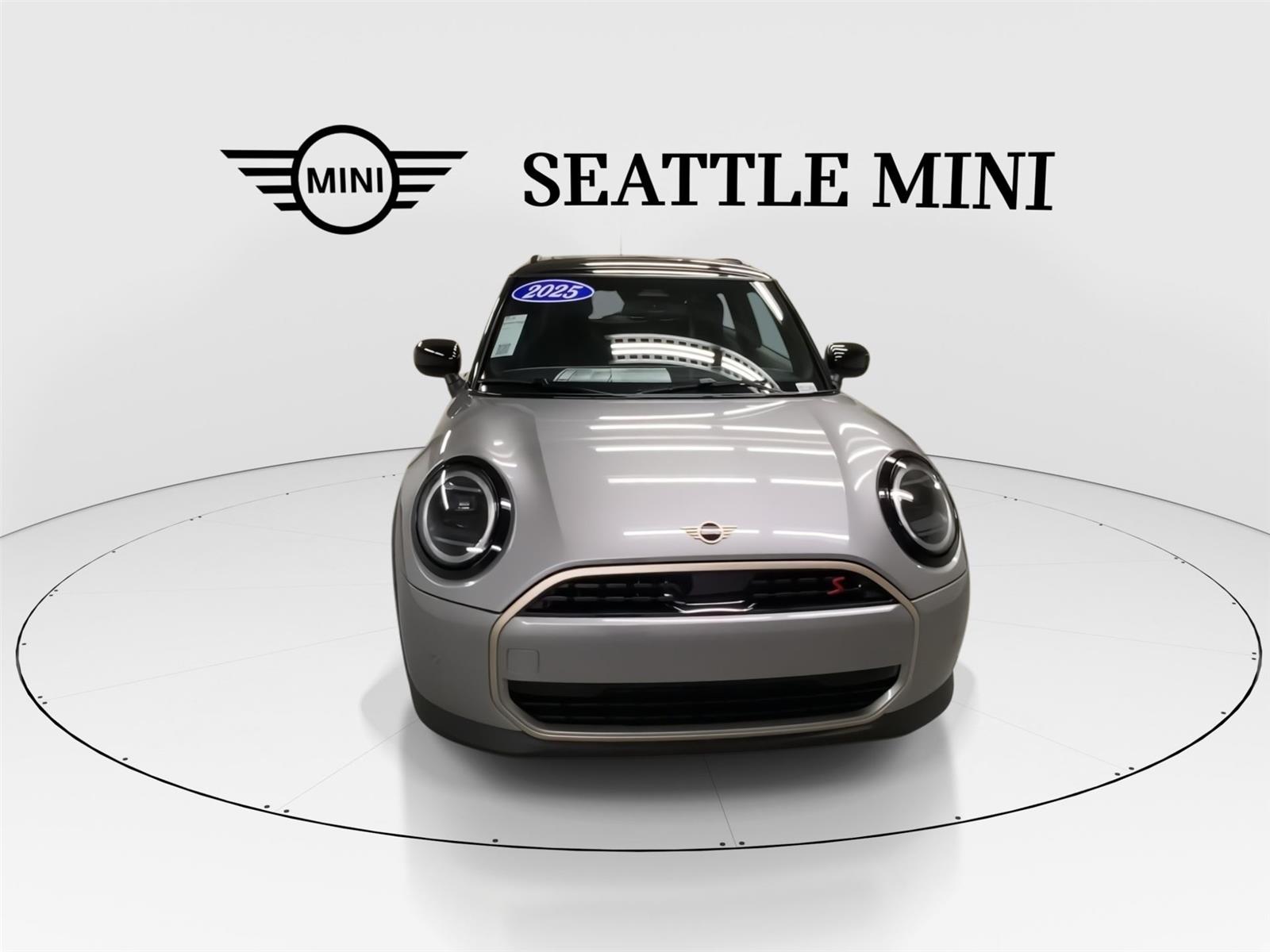 2025 Mini Cooper 2 Door Hardtop S photo 3