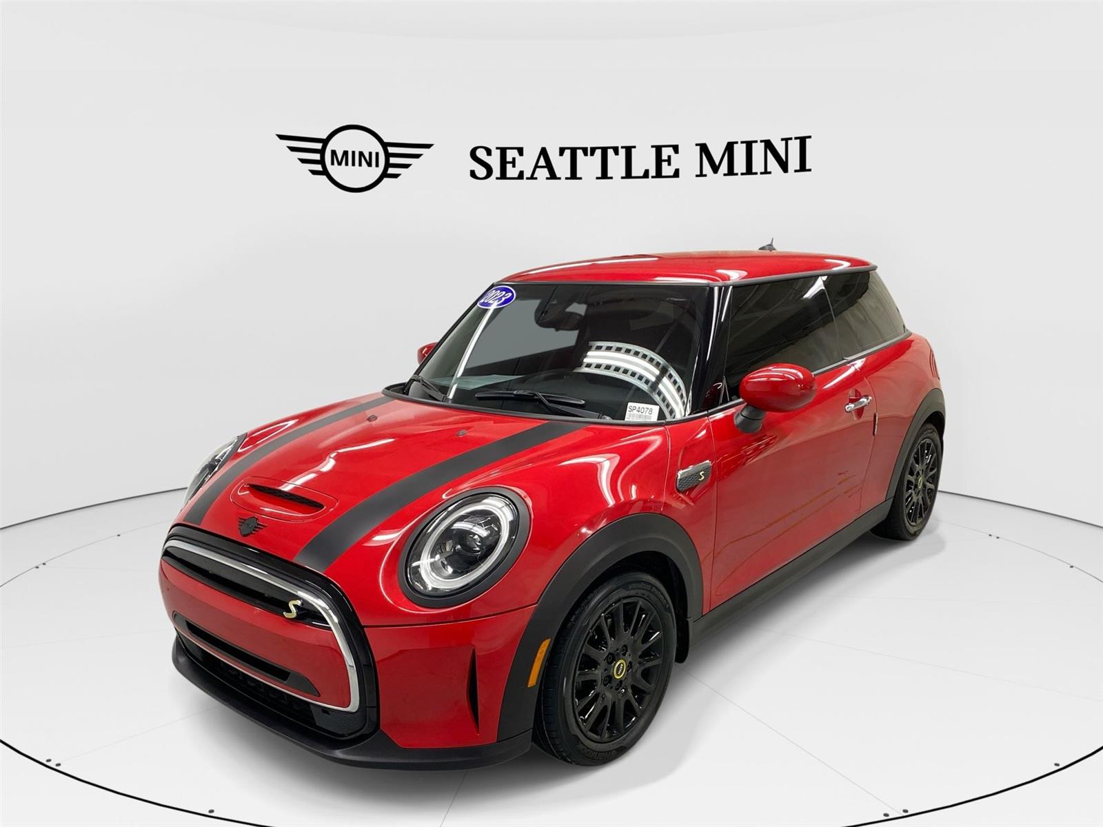 2023 MINI Hardtop 2 Door SE's photo