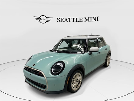 2026 MINI 4 Door Iconic Hatchback
