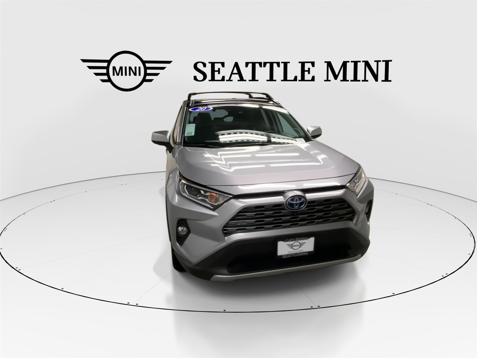 2020 Toyota RAV4 Hybrid Limited photo 2