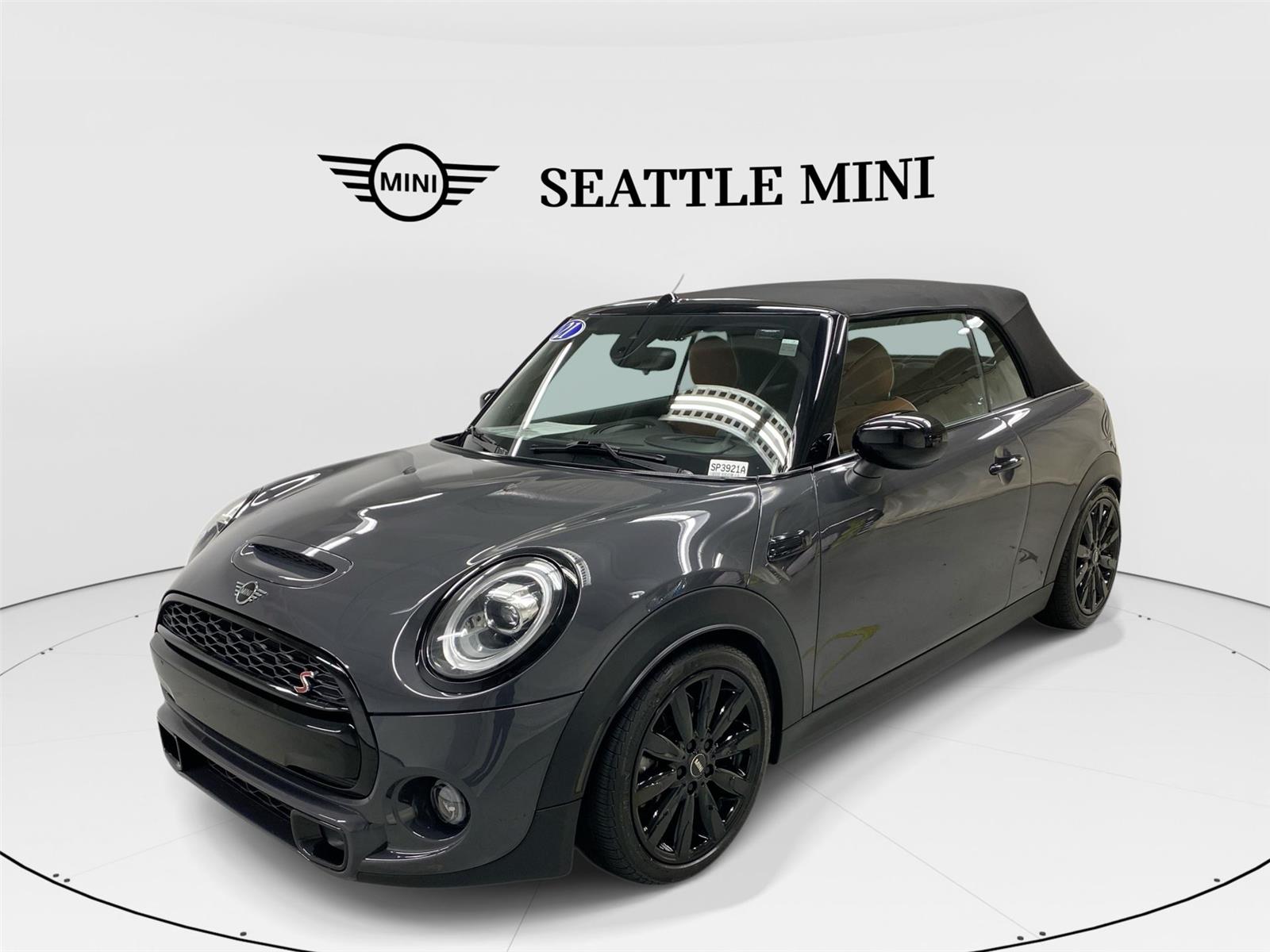 2021 MINI Convertible S's photo