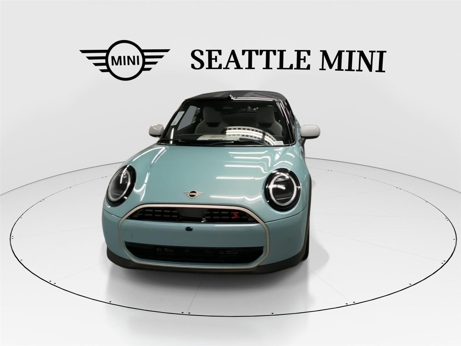 2026 Mini Cooper Convertible Iconic photo 4