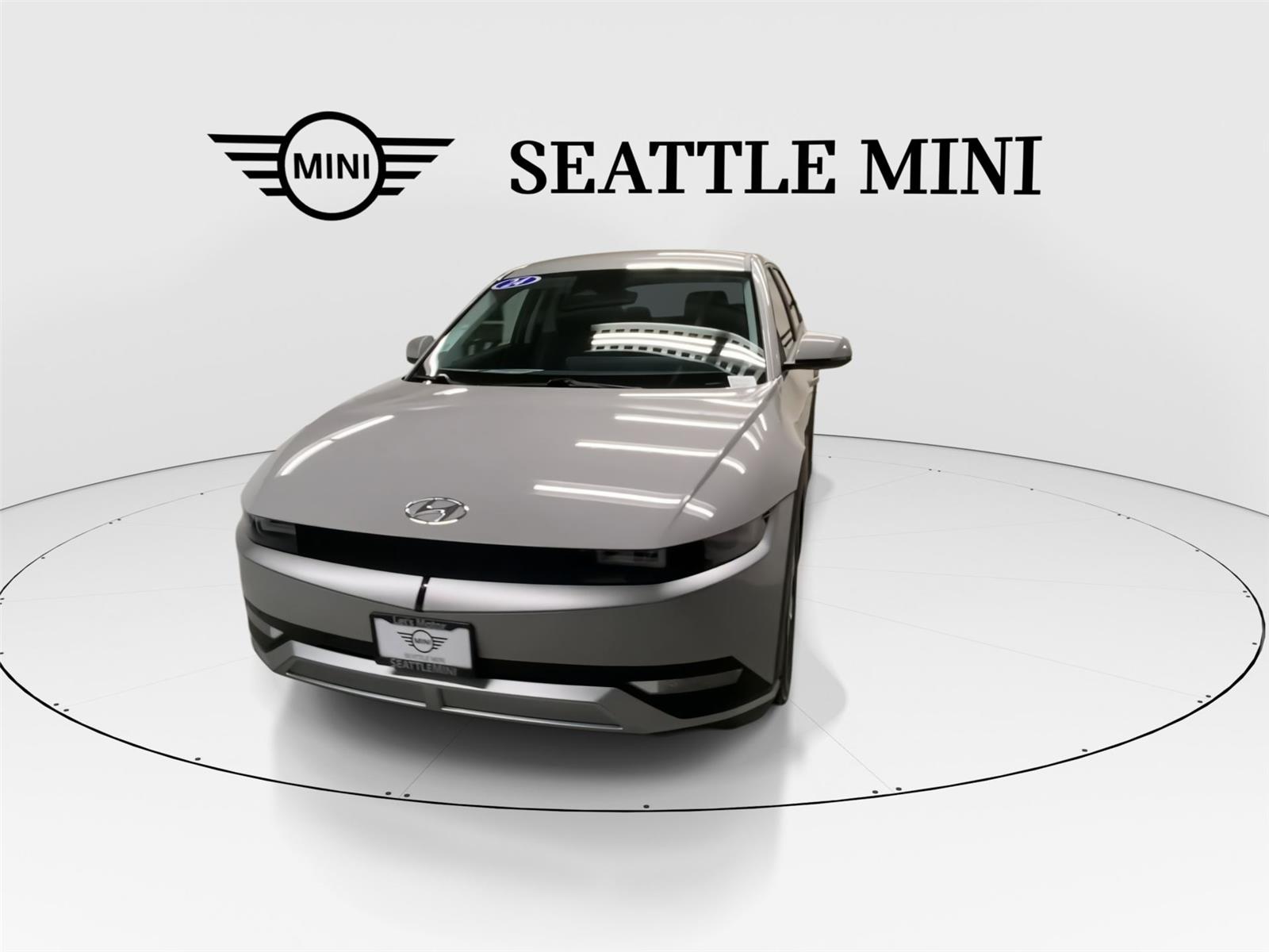 2024 Hyundai Ioniq 5 SEL photo 3