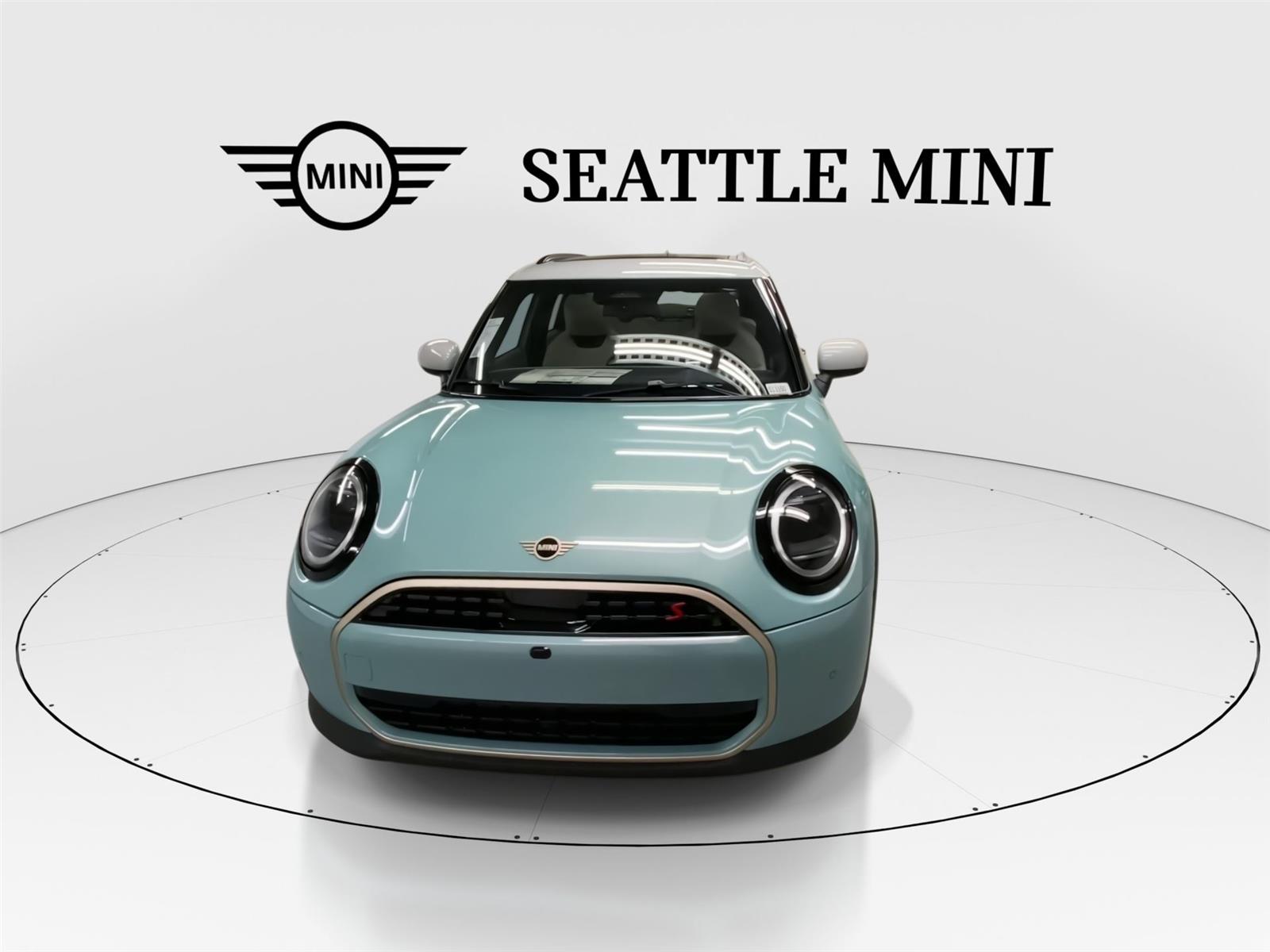 2026 Mini Cooper 4 Door Hardtop S Iconic photo 3