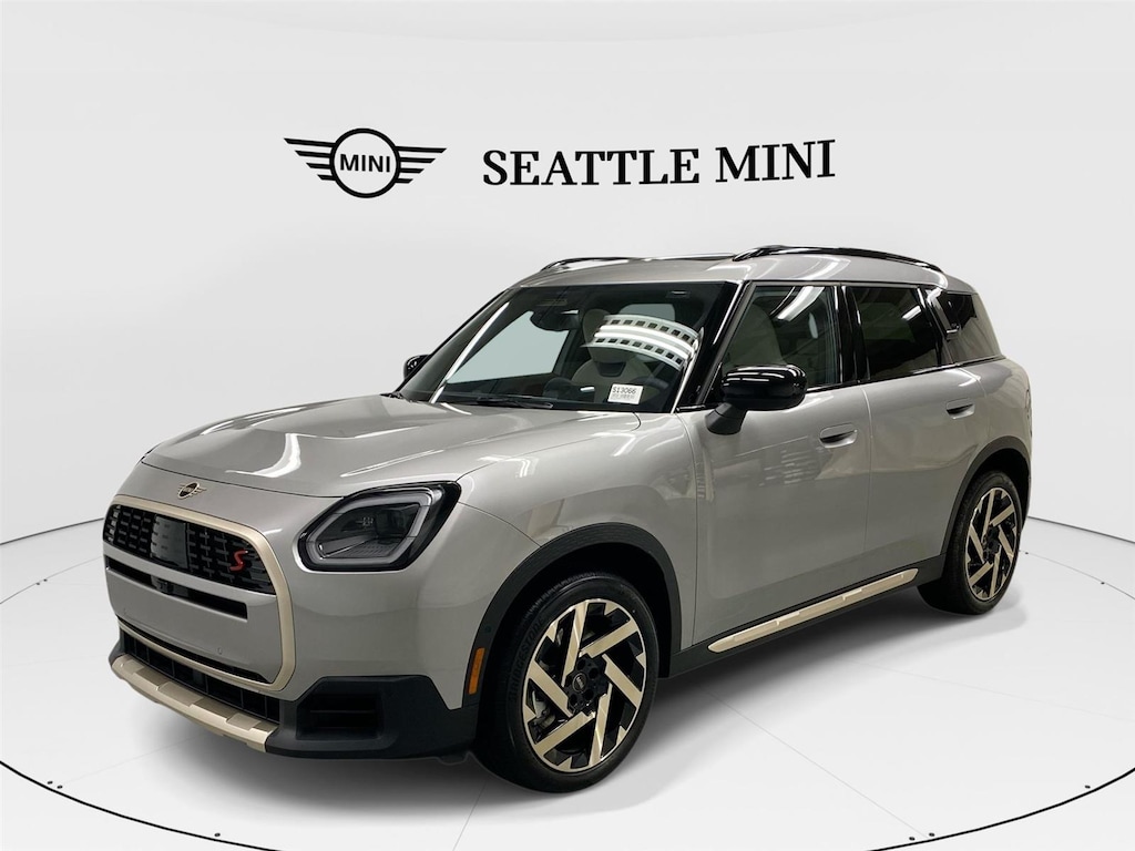 New 2025 MINI Countryman Iconic SUV