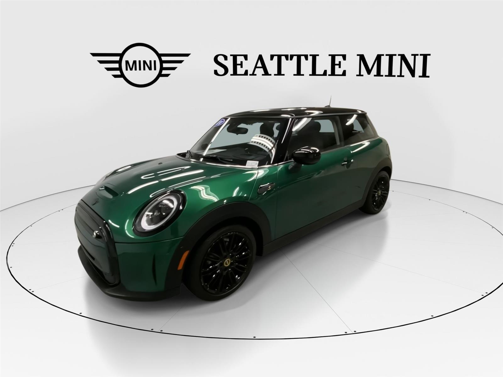 2024 Mini Cooper 2 Door Hardtop SE photo 4