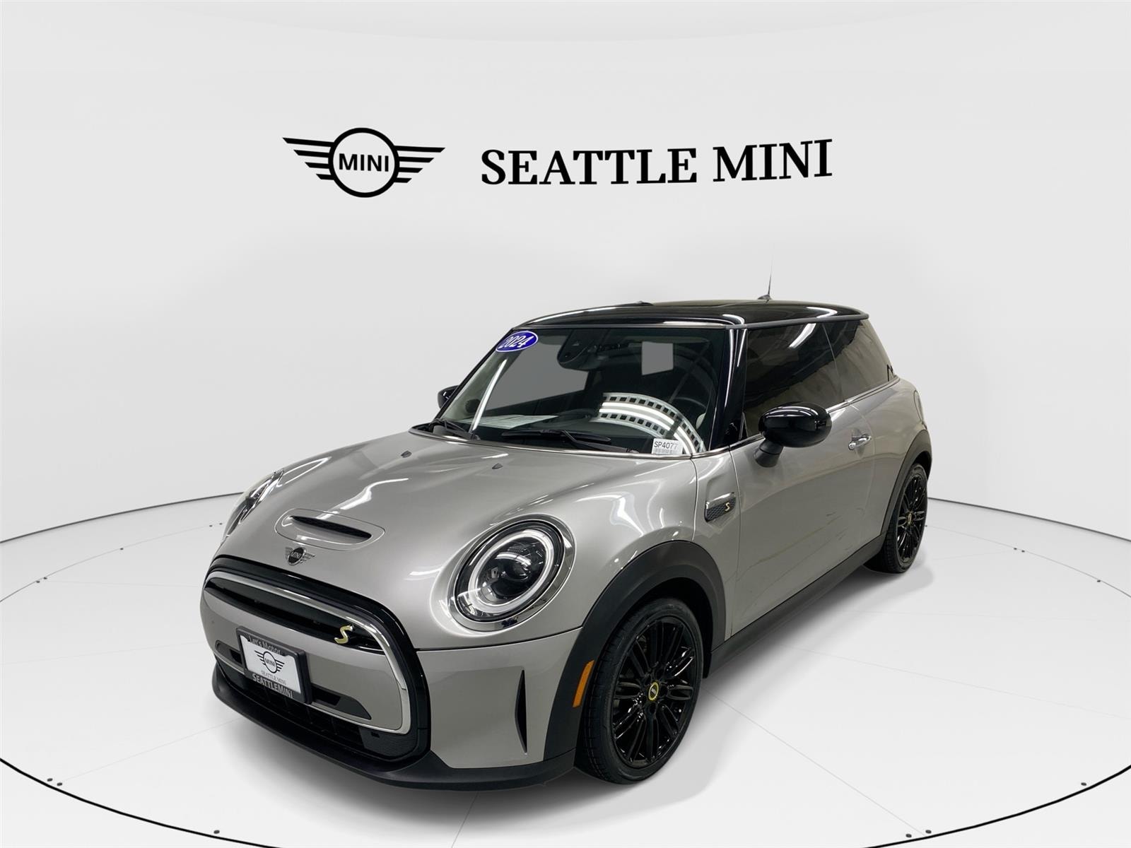 2024 MINI Hardtop 2 Door SE's photo