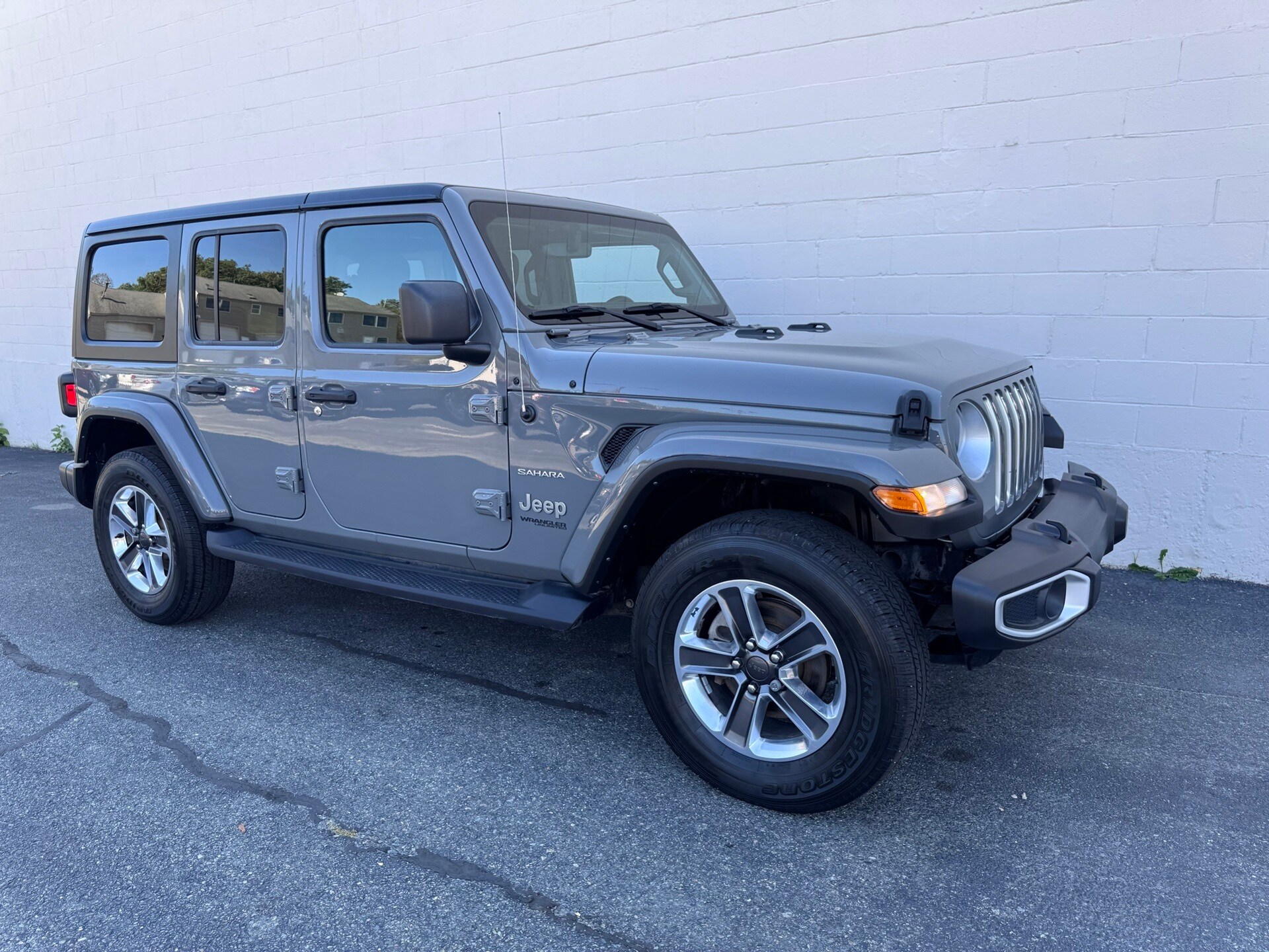 2021 Jeep Wrangler Unlimited Sahara photo 3
