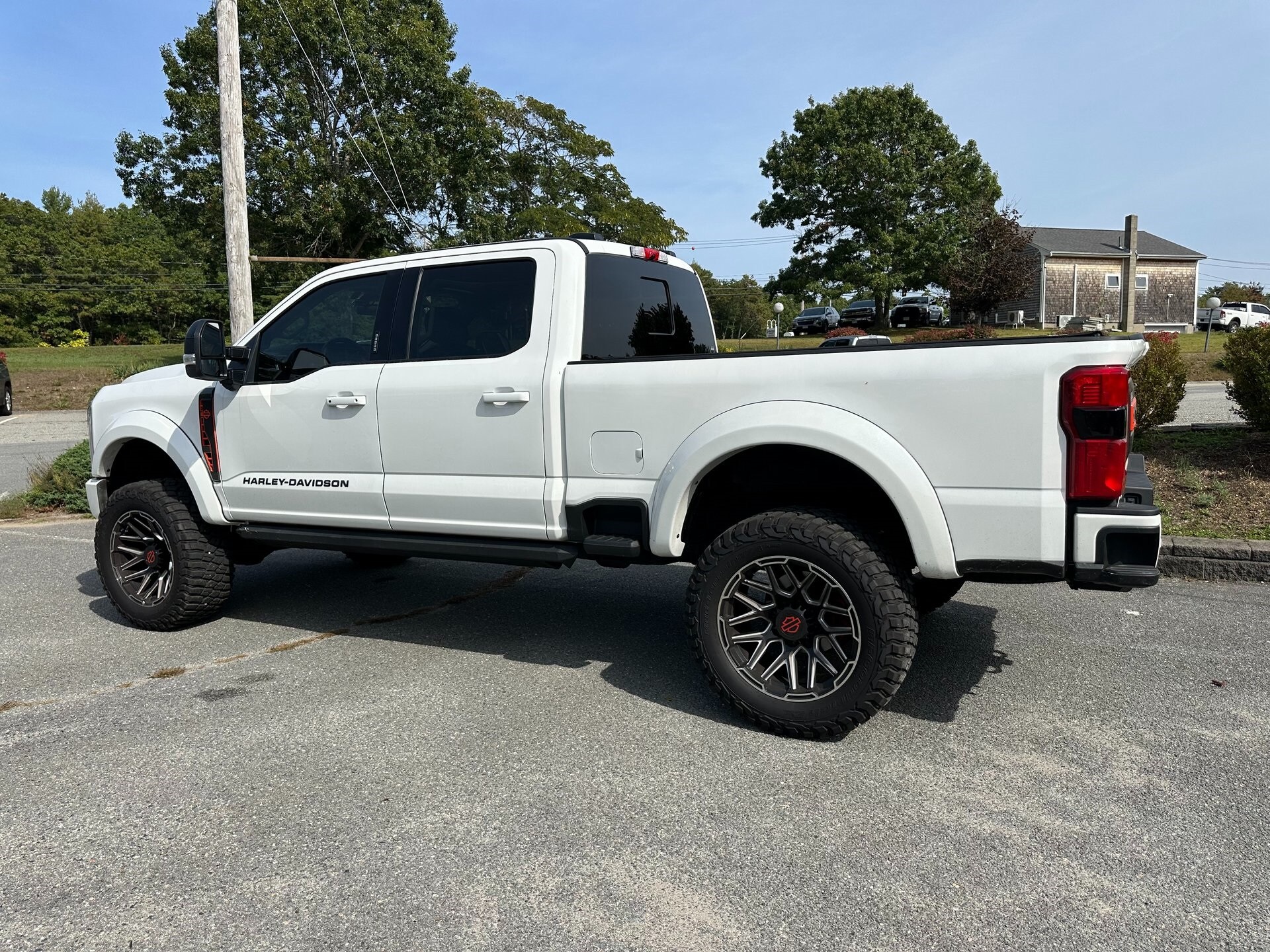 2024 Ford F-250 photo 4