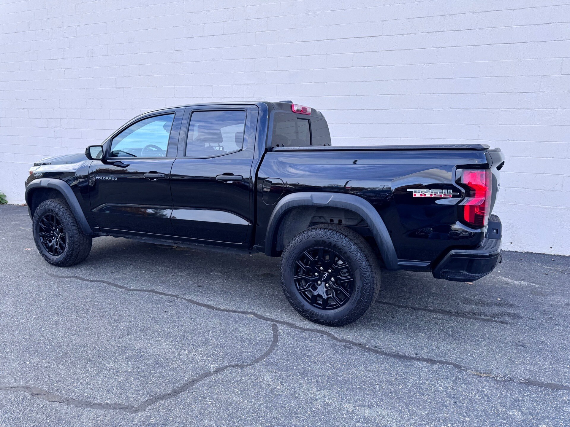 2024 Chevrolet Colorado Trail Boss photo 3
