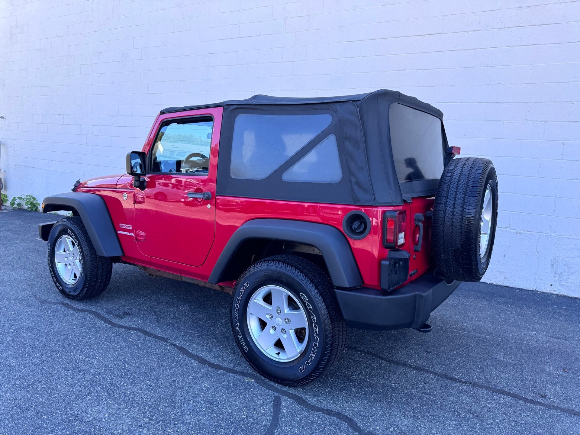 2011 Jeep Wrangler Sport photo 2
