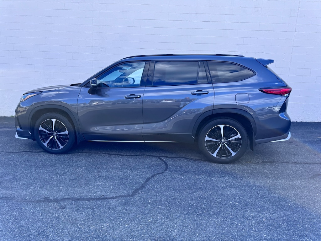 Used 2023 Toyota Highlander XSE SUV