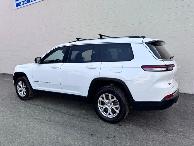 2021 Jeep Grand Cherokee L photo 3