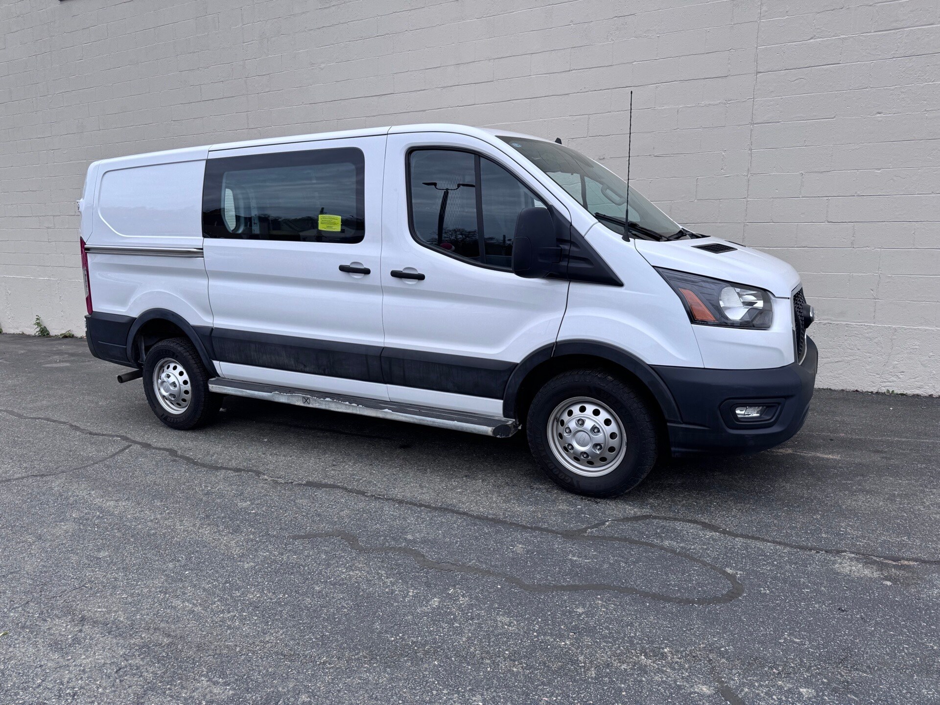 2023 Ford Transit photo 4