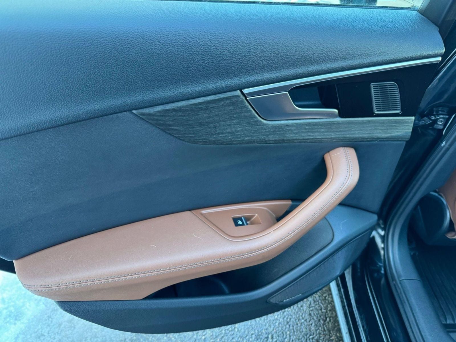 2023 Audi A4 Premium Plus - Photo 17
