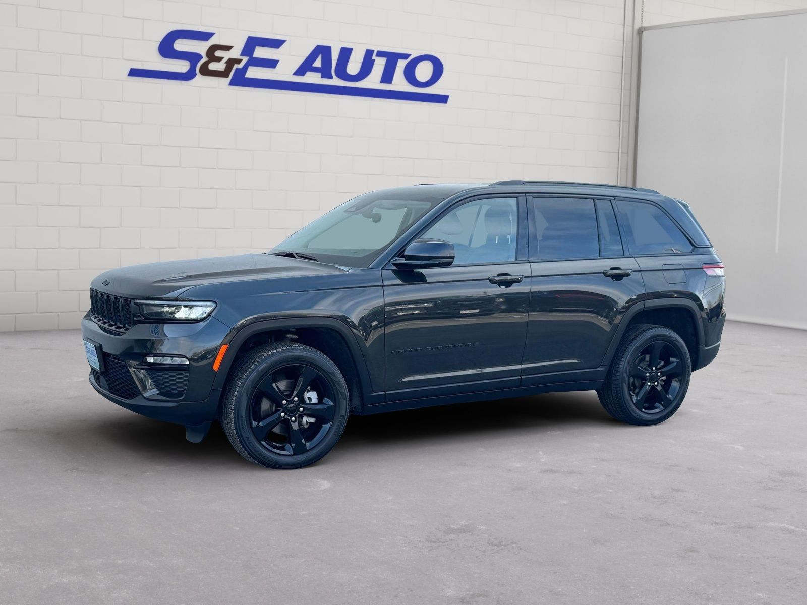 2023 Jeep Grand Cherokee Limited 4x4's photo
