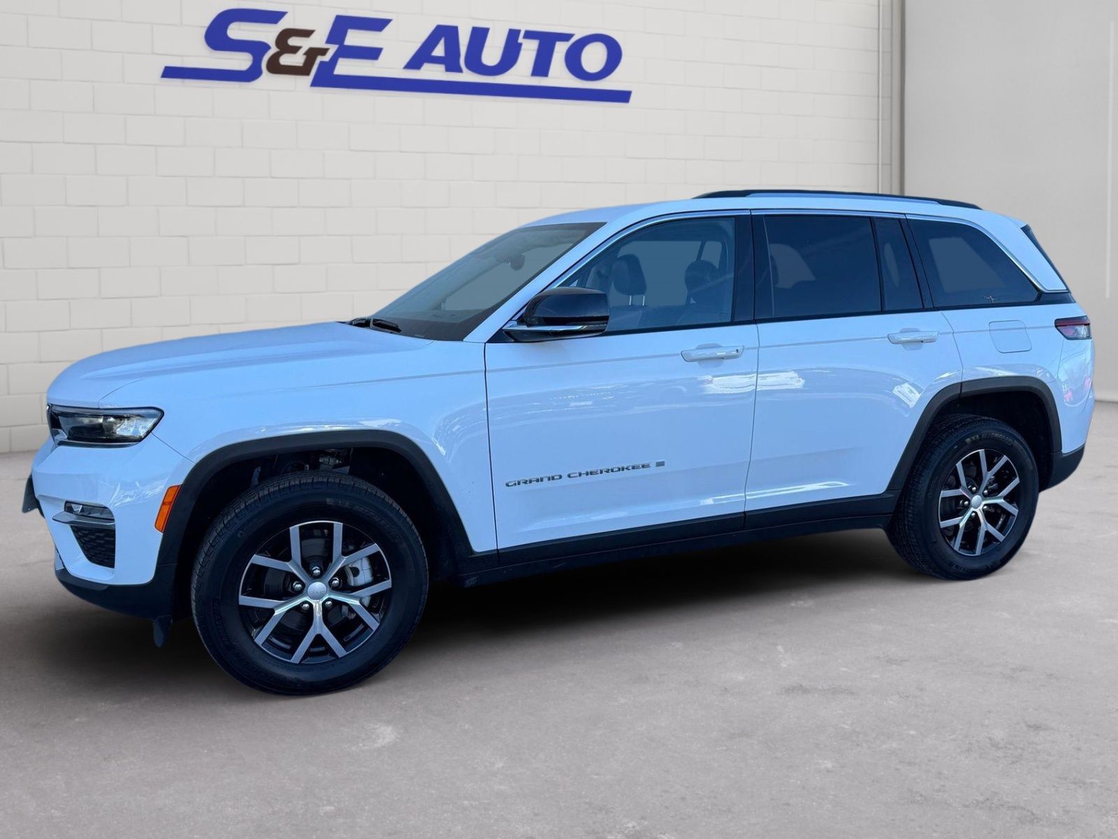 2023 Jeep Grand Cherokee Limited 4x4's photo